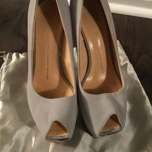 Giuseppe Zanotti 6” grey platform heels, 38